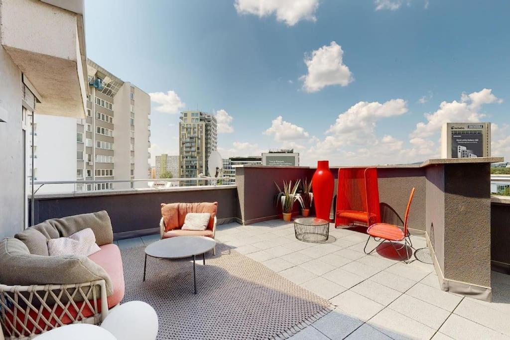 Apartament Stylovy Loft S Ohromnou Terasou Bratysława Zewnętrze zdjęcie